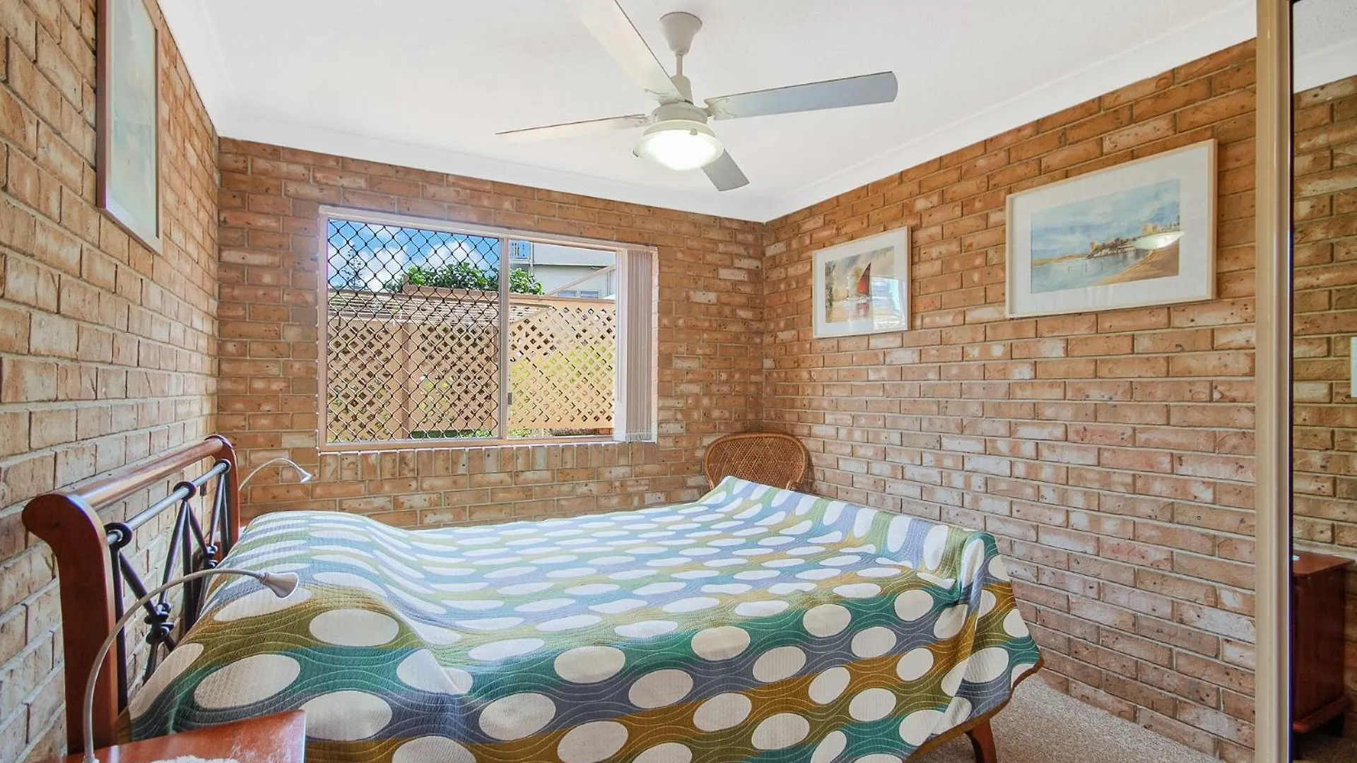 Tumut Unit 1 Apartment Coolangatta